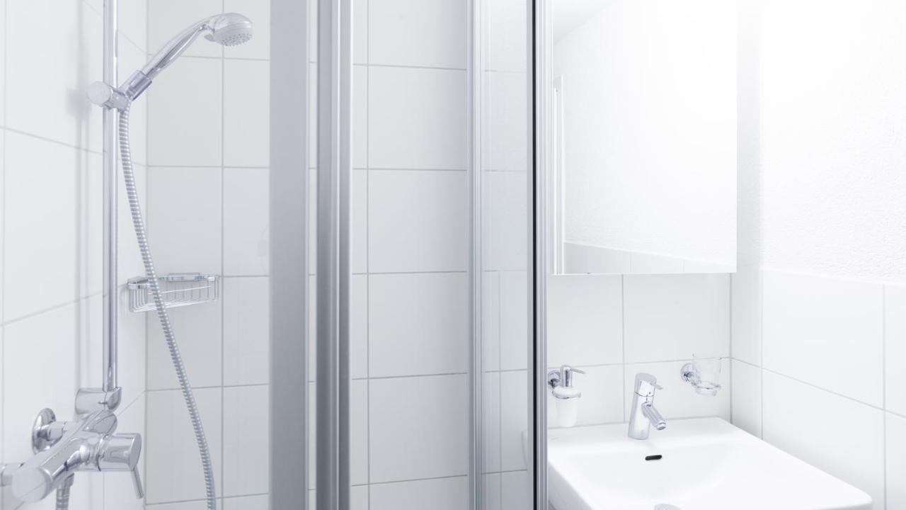Swiss Star Guesthouse Oerlikon - Contactless Self Check-In 취리히 외부 사진
